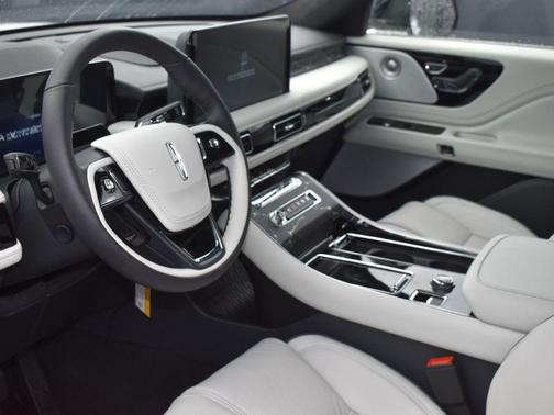 2026 Lincoln Aviator Black Label AWD