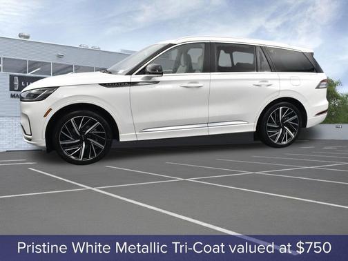 Pristine White Metallic Tri-Coat 2026 Lincoln Aviator Black Label AWD