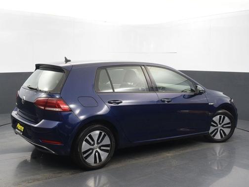 2019 Volkswagen e-Golf SE
