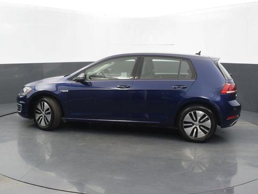 2019 Volkswagen e-Golf SE