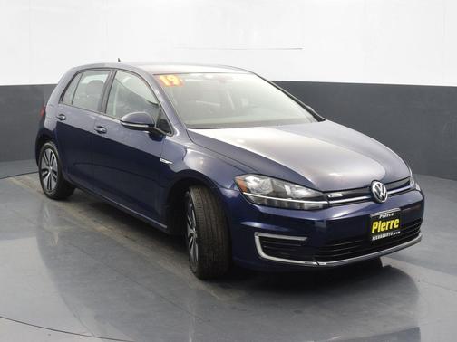 2019 Volkswagen e-Golf SE