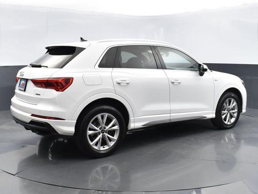 2023 Audi Q3 Premium 45 TFSI S line quattro Tiptronic