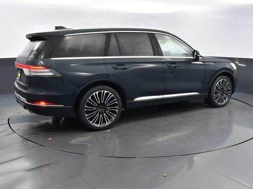 2025 Lincoln Aviator Black Label AWD