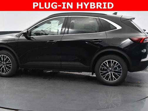 2025 Ford Escape PHEV SE
