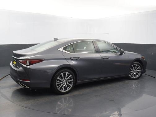 2019 Lexus ES 350 Base