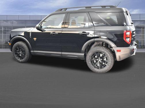 Shadow 2025 Ford Bronco Sport Badlands