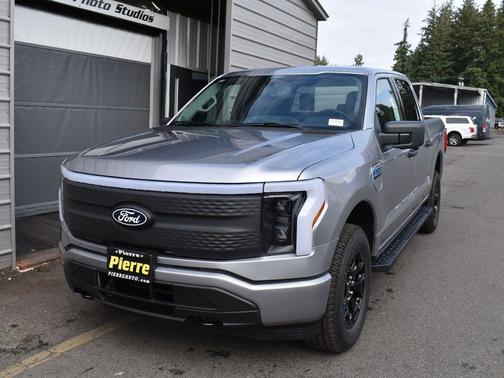 2025 Ford F-150 Lightning XLT