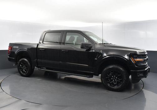 Agate Black Metallic 2026 Ford F-150 XLT