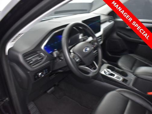 2024 Ford Escape Platinum