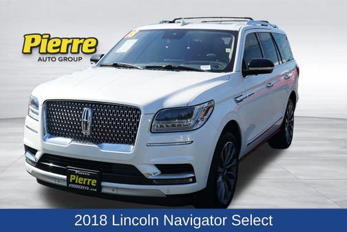 White Platinum Metallic Tri-Coat 2018 Lincoln Navigator Select