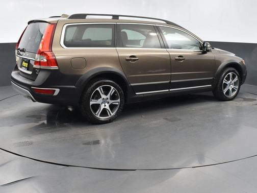 2015 Volvo XC70 T6 Premier Plus
