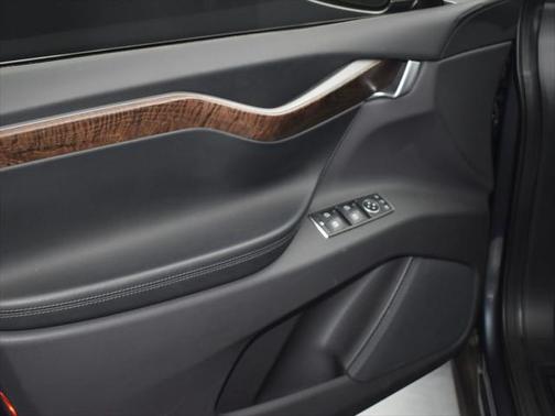 2019 Tesla Model X 75D