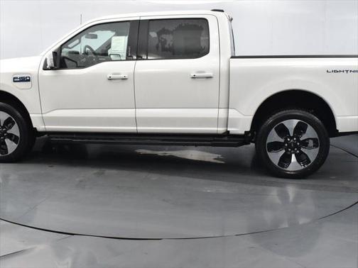 2025 Ford F-150 Lightning Platinum
