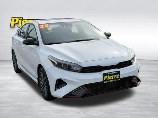 Snow White Pearl 2024 Kia Forte GT-Line