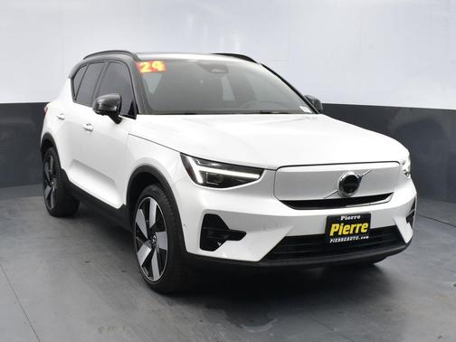 2024 Volvo XC40 Recharge Pure Electric Plus