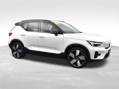 2024 Volvo XC40 Recharge Pure Electric Plus