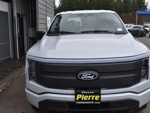 2025 Ford F-150 Lightning XLT