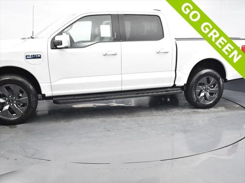2025 Ford F-150 Lightning LARIAT