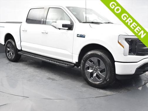 2025 Ford F-150 Lightning LARIAT