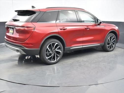 2025 Lincoln Corsair Reserve