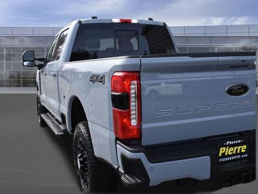 Glacier Gray Metallic Tri-Coat 2026 Ford F-350 Lariat