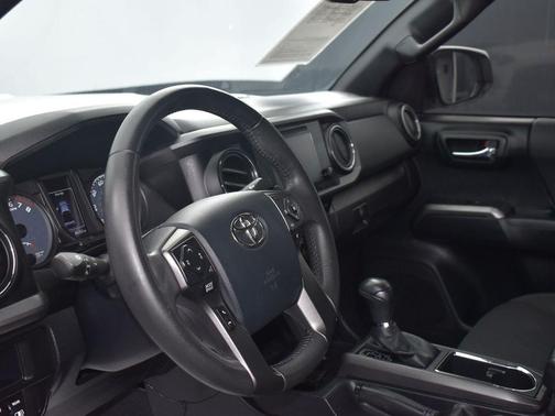 2017 Toyota Tacoma Base