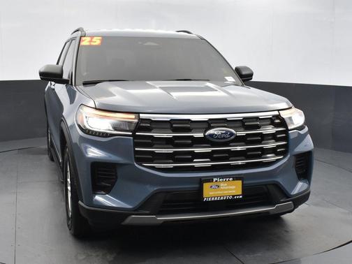 Vapor Blue Metallic 2025 Ford Explorer Active