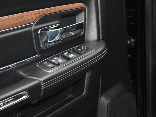 2015 RAM 2500 Laramie