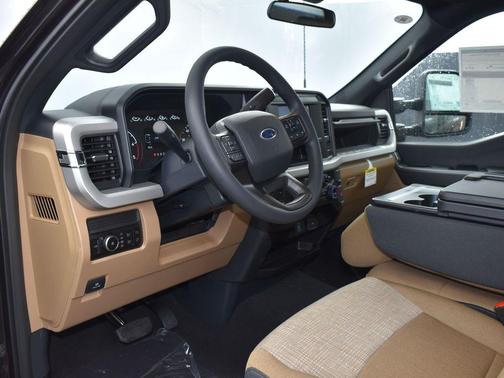 2025 Ford F-250 XLT