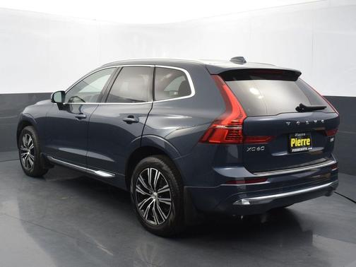 2022 Volvo XC60 B5 Inscription
