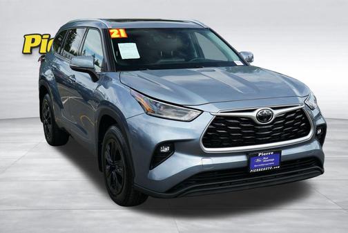 Moon Dust 2021 Toyota Highlander XLE