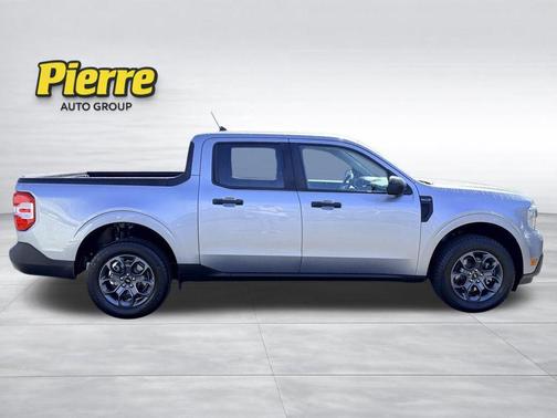 Silver Metallic 2024 Ford Maverick XLT
