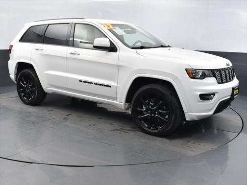 2022 Jeep Grand Cherokee Laredo