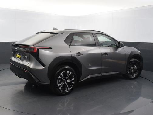 2025 Subaru Solterra Premium