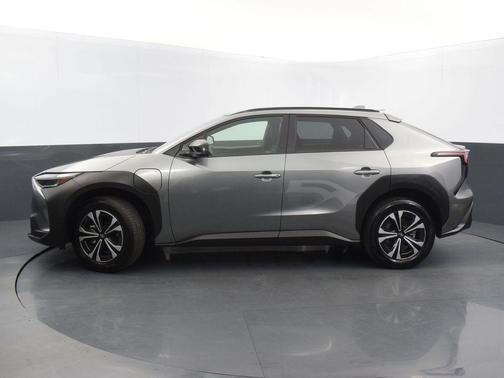 2025 Subaru Solterra Premium