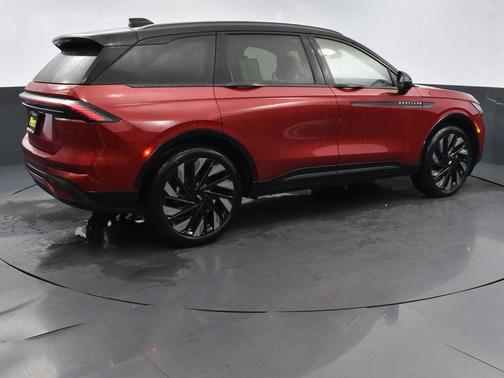 2025 Lincoln Nautilus Reserve