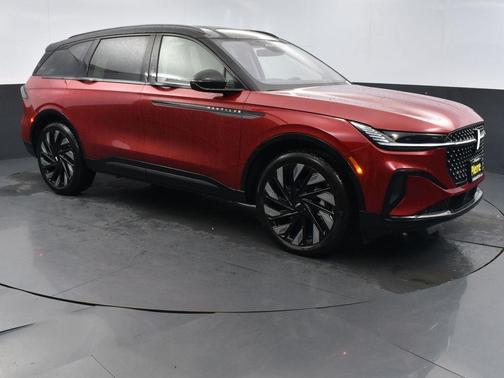 2025 Lincoln Nautilus Reserve