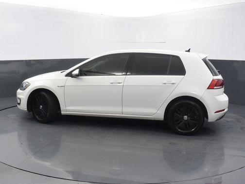 2017 Volkswagen e-Golf SE