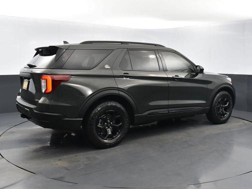 Forged Green Metallic 2023 Ford Explorer Timberline