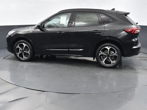 2025 Ford Escape ST-Line Elite