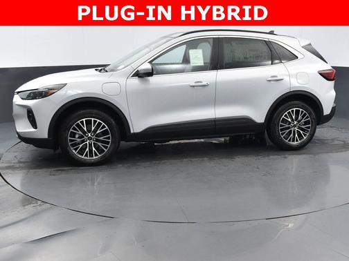2025 Ford Escape PHEV SE