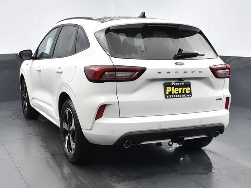 2025 Ford Escape ST-Line Elite