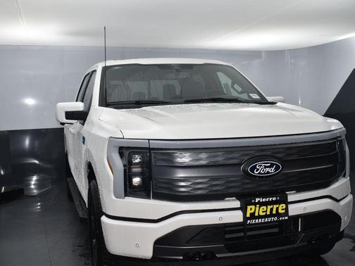 2025 Ford F-150 Lightning LARIAT