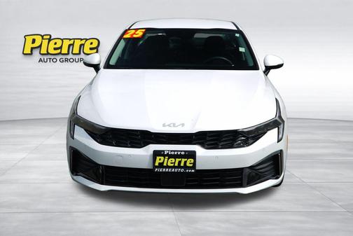 Snow White Pearl 2025 Kia K5 LXS