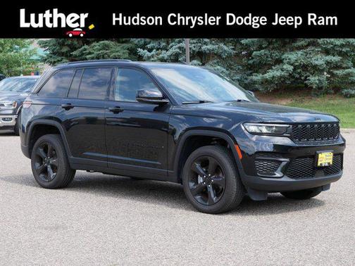 2023 Jeep Grand Cherokee Altitude