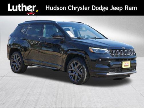 Diamond Black Crystal Pearlcoat 2025 Jeep Compass Limited