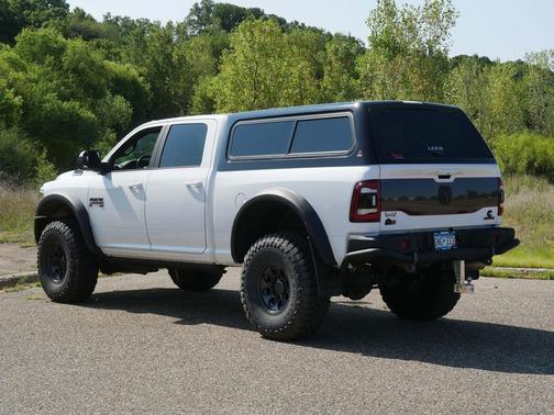 Bright White Clearcoat 2021 RAM 2500 Laramie Crew Cab 4x4 6'4' Box