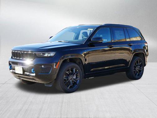 2025 Jeep Grand Cherokee 4xe Anniversary Edition
