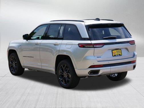 2025 Jeep Grand Cherokee 4xe Anniversary Edition