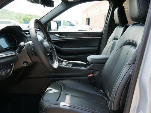 2025 Jeep Grand Cherokee 4xe Anniversary Edition